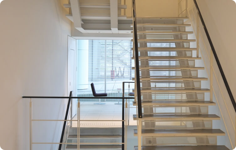 新江古田 | 東京ユビキタス 社内風景