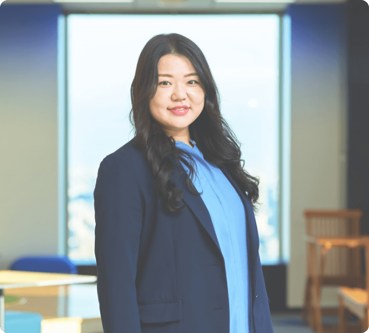 TOMINARIの顔写真